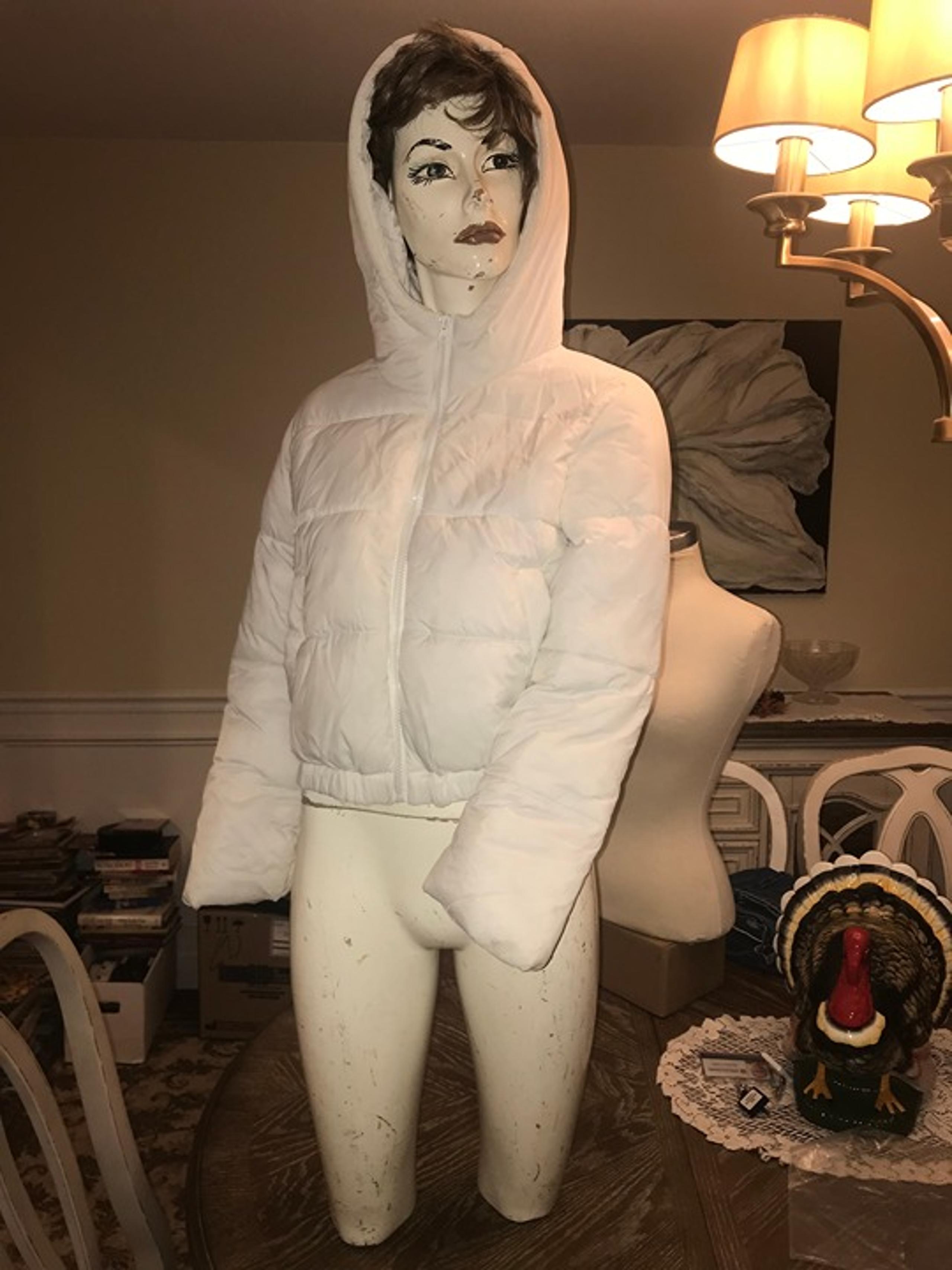 ambiance OUTERWEAR SMALL 100% NYLON women's hoodie puffer white coat jacket