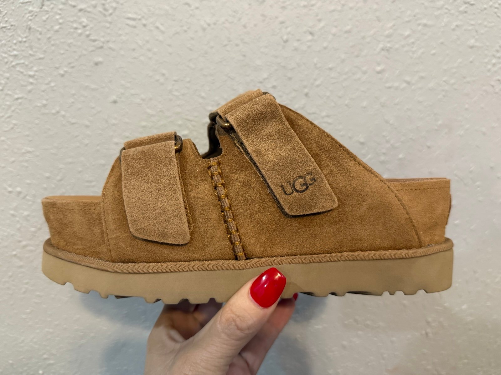 Ugg platform sandals size 7.5