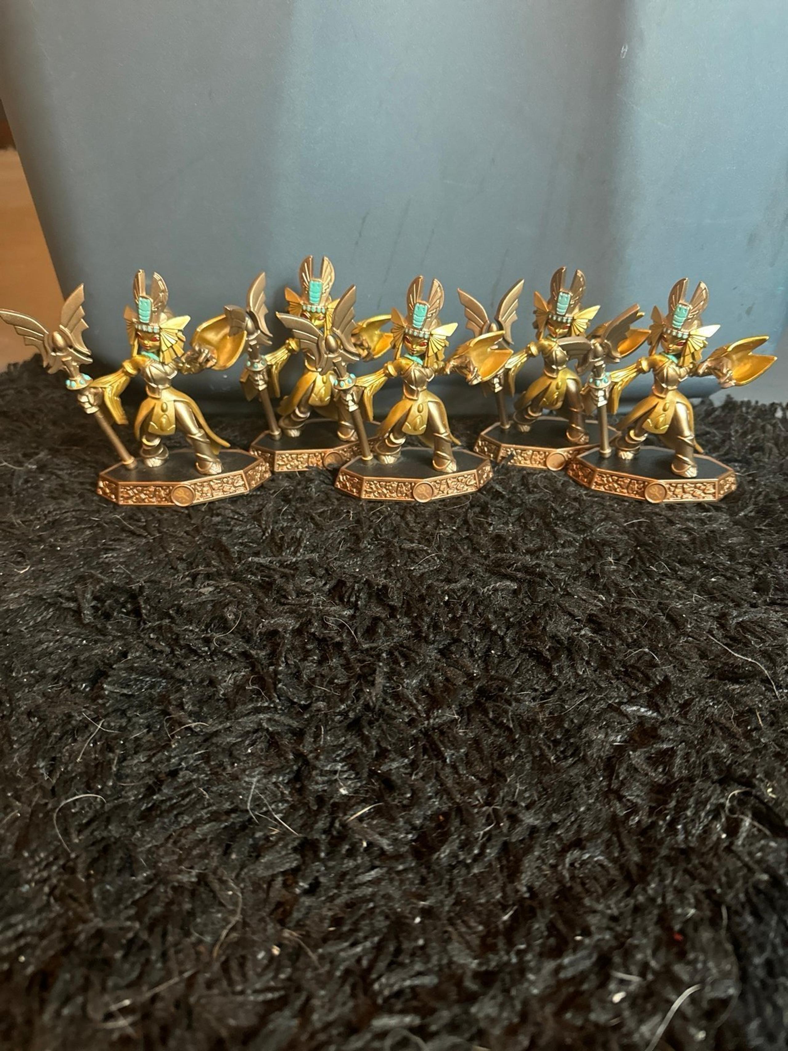5 Golden Queen Senseis