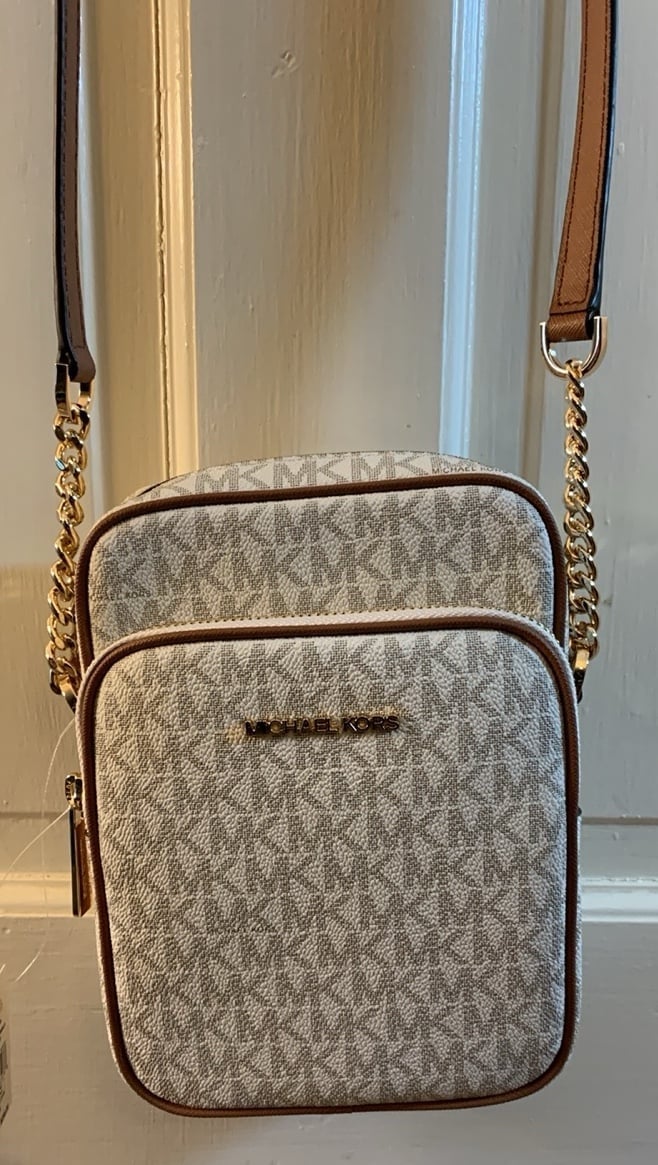 michael kors vanilla crossbody