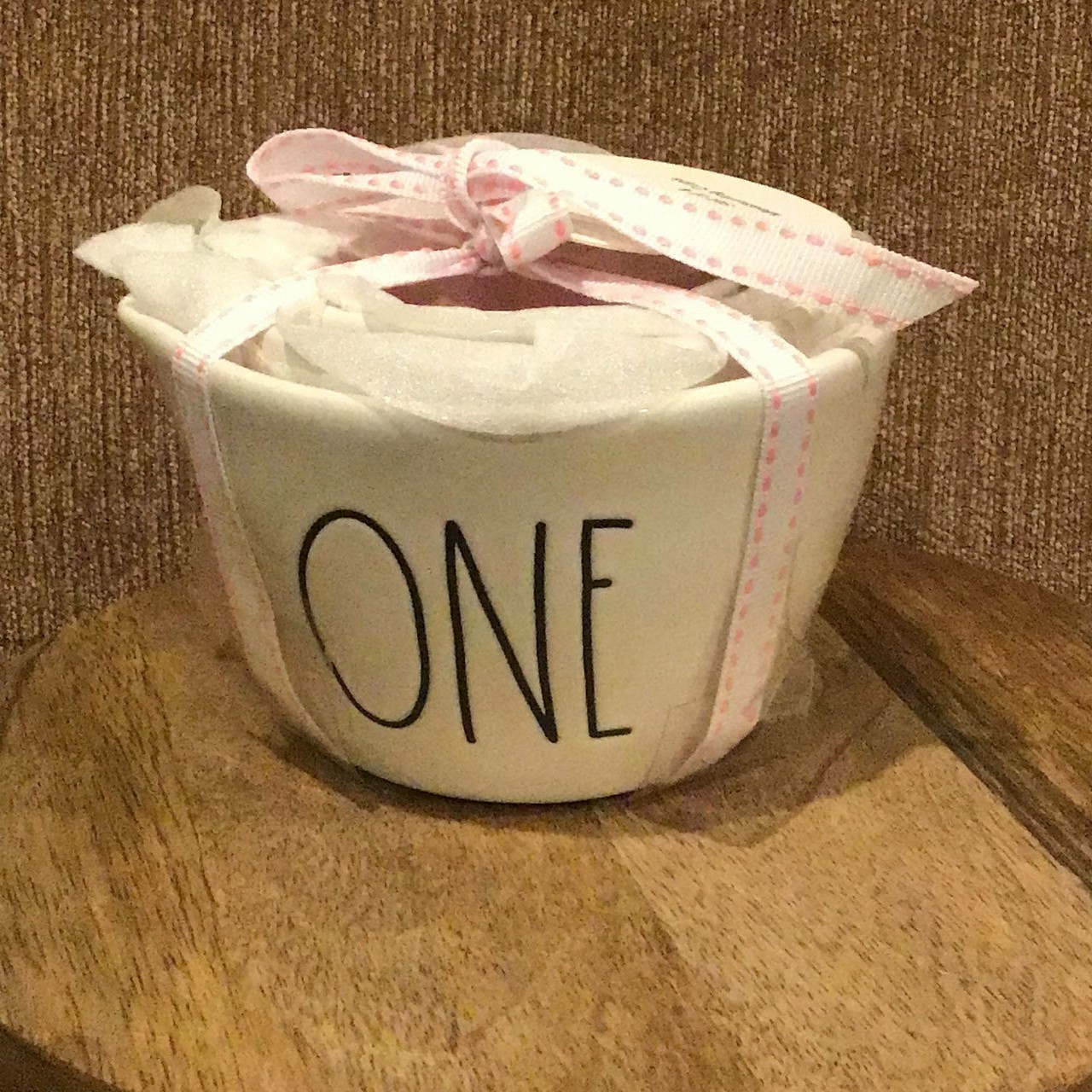 2023 Rae Dunn White Measuring Cups With Pink Interior