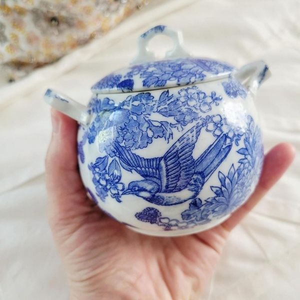 Vintage Mid-20th Century Blue Mikado Bird Floral Pattern Sugar Bowl
