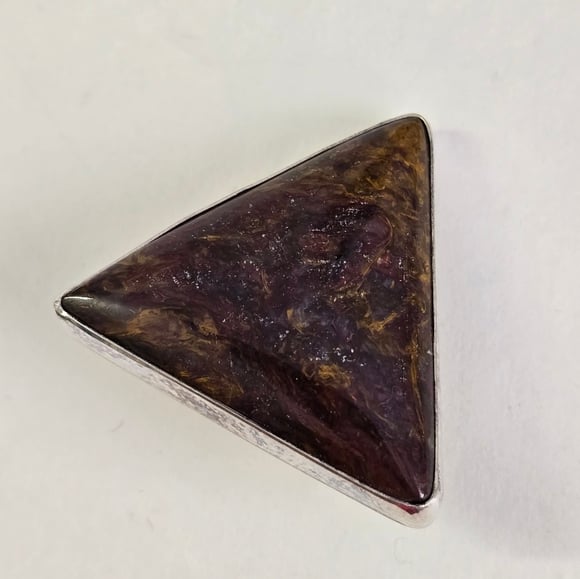 Sterling Silver 925 Triangular Stone Pendant with Silver Edge