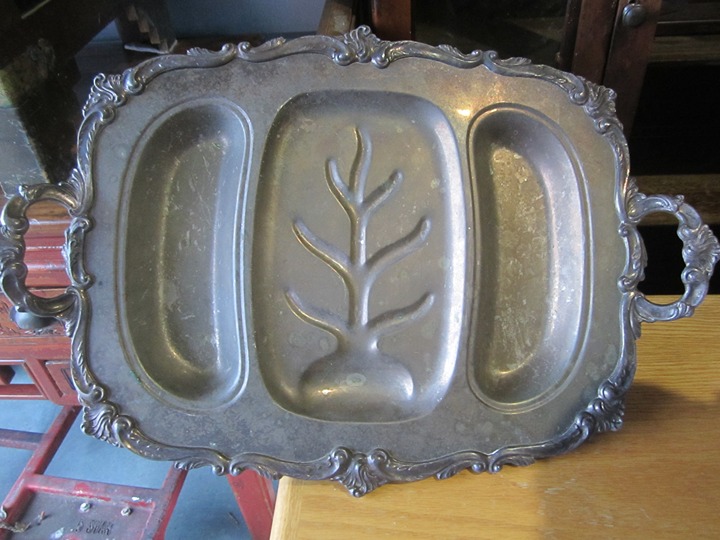 RARE VINTAGE METAL CARVING PLATTER LARGE ORNATE PLATTER
