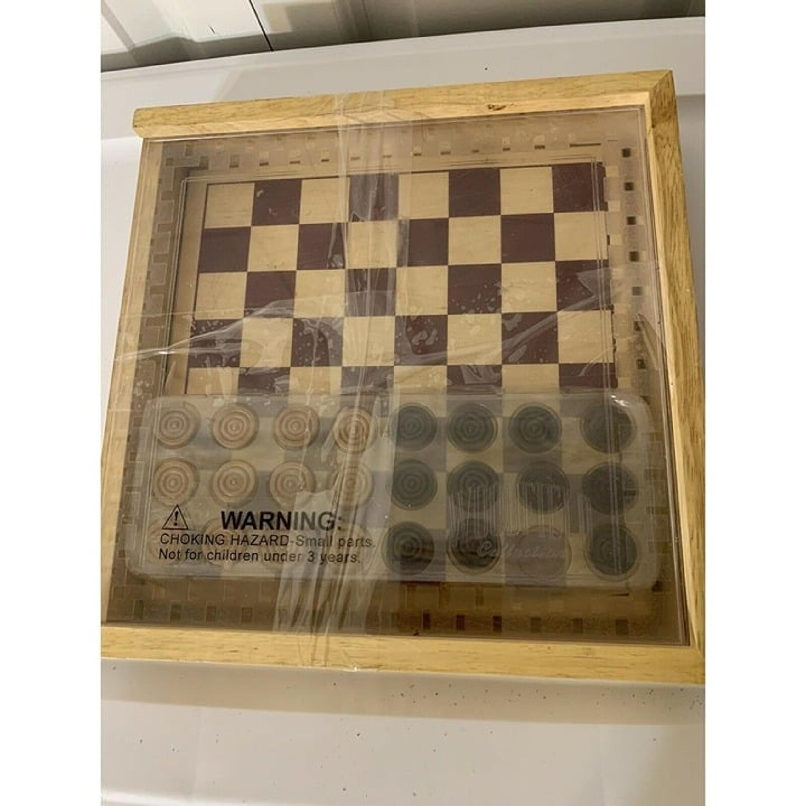 New Wood Checkers Set-Cardinal Industries 2002- Woodfield Collection-Board Game