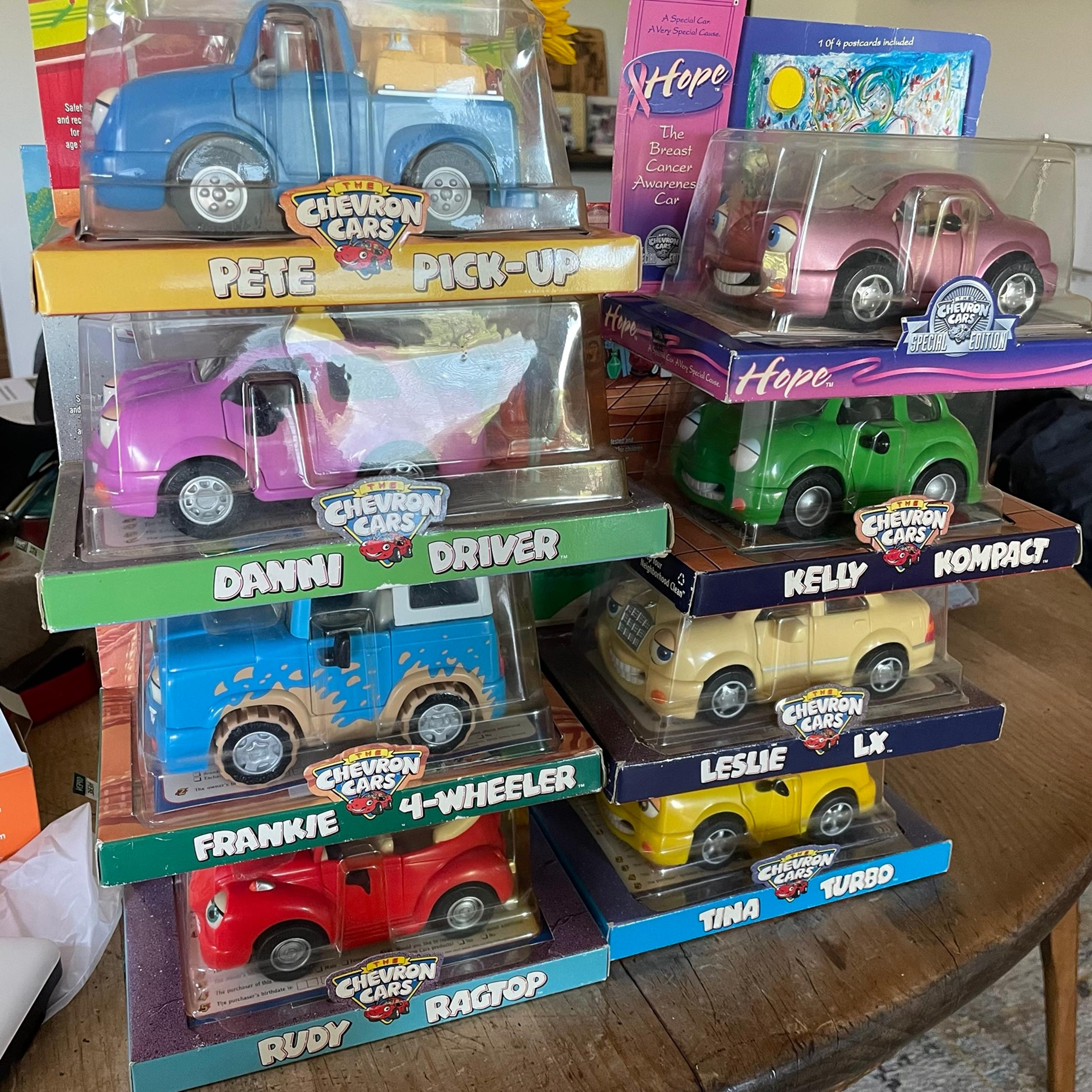 Vintage chevron cars, set of 8