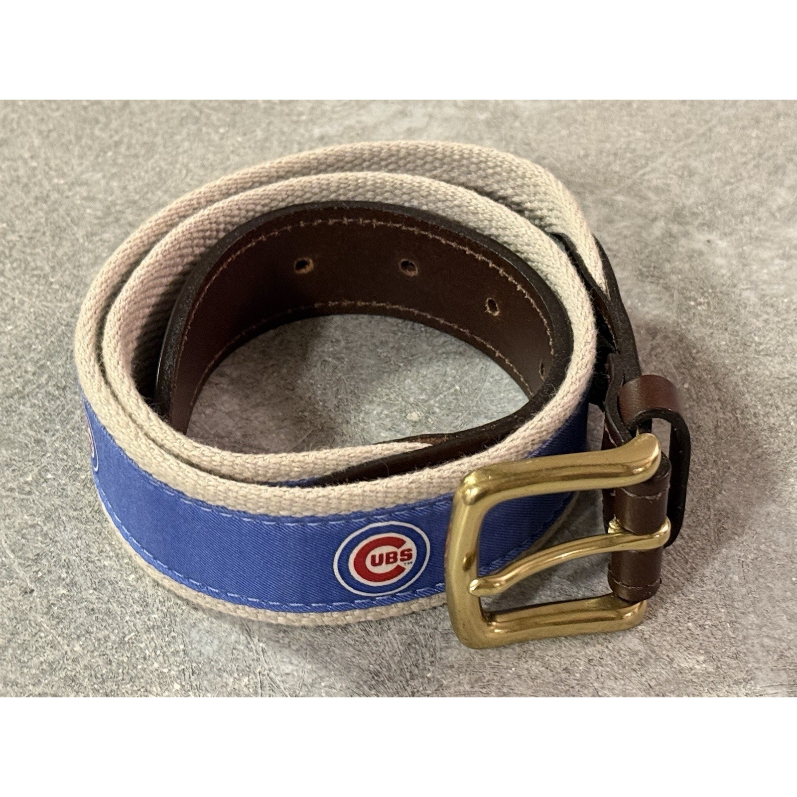 Vineyard Vines MLB Chicago Cubs Logo Leather & Canvas Brass Buckle Belt Size 30