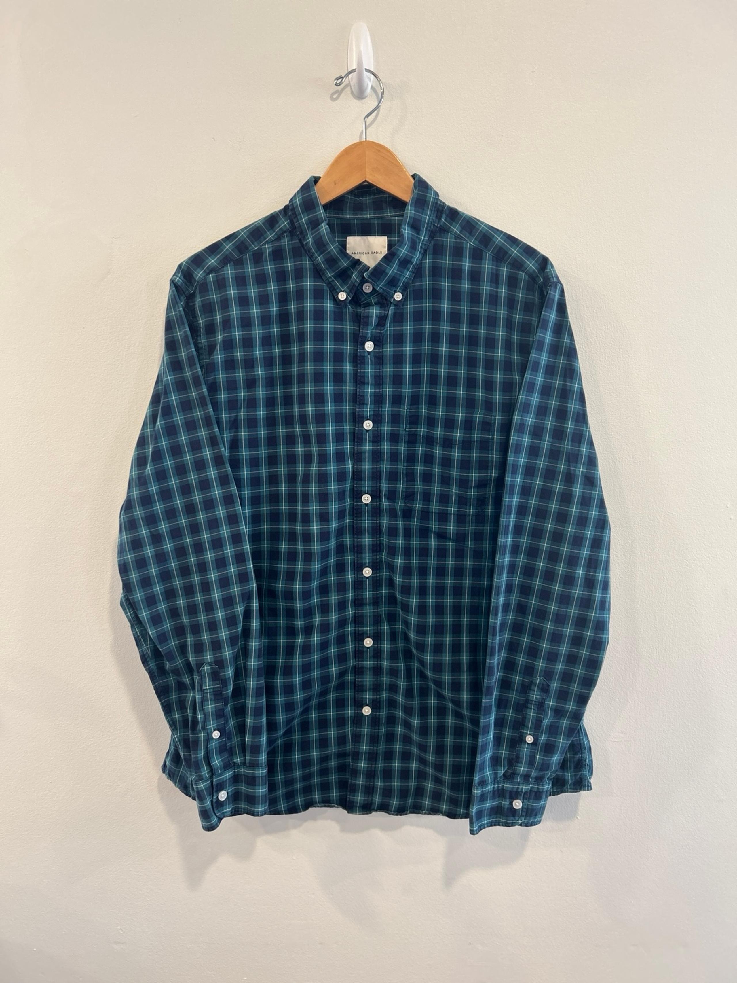 America Eagle Plaid Long Sleeve Button Down