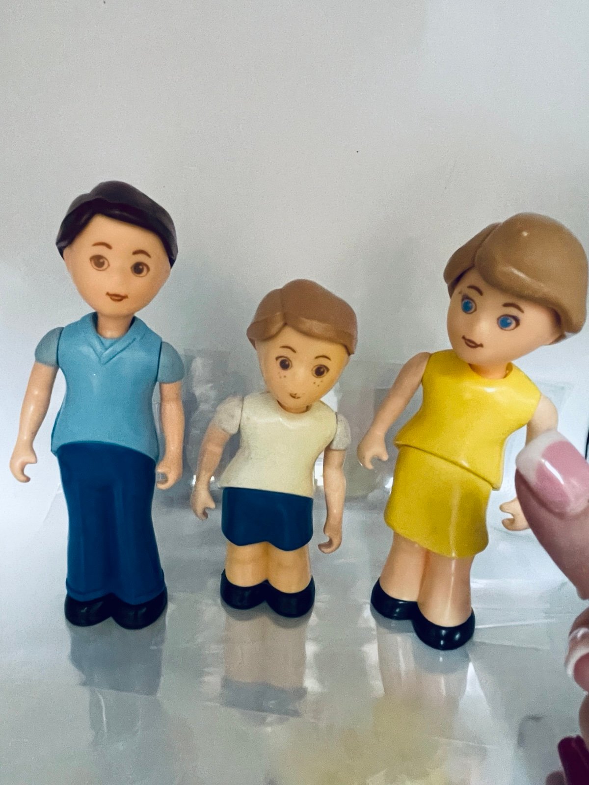Little tikes family with dog dollhouse people figures