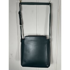 Everlane Green Leather Adjustable Strap Messenger Form Bag