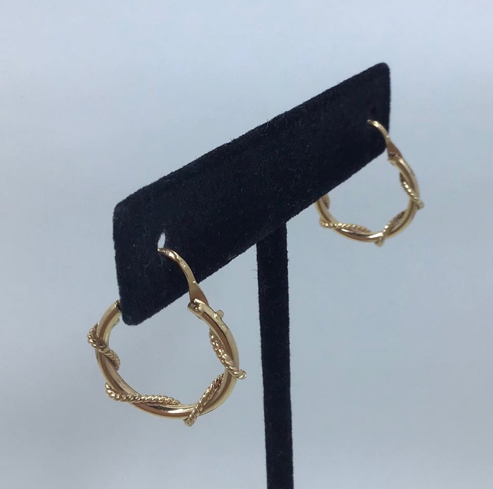 18K Saudi “Sleeping” Hoop Earrings