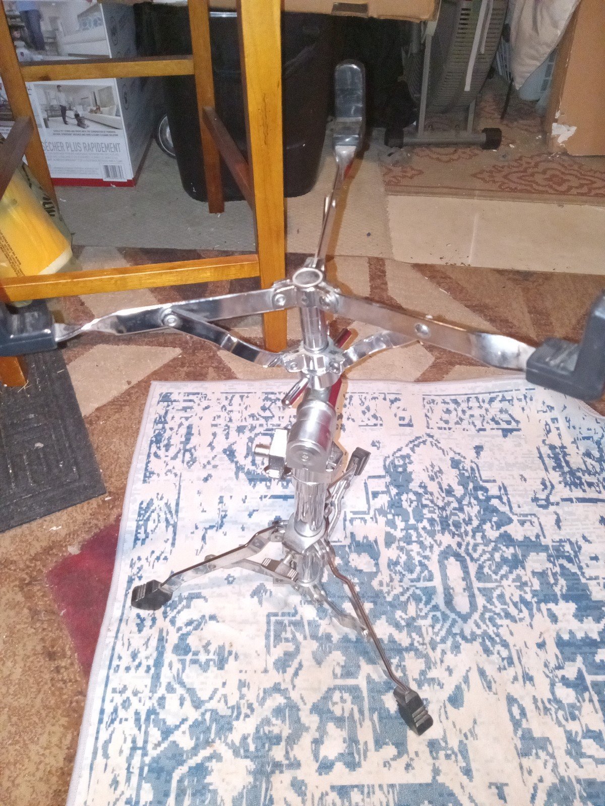 Snare stand