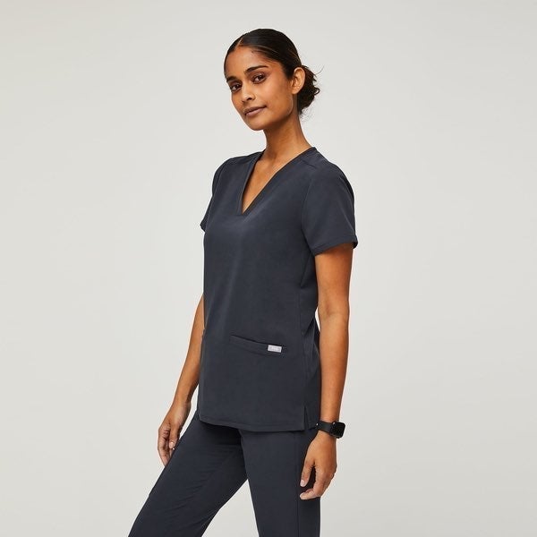 Casma™ Three-Pocket Scrub Top (Night Sky)