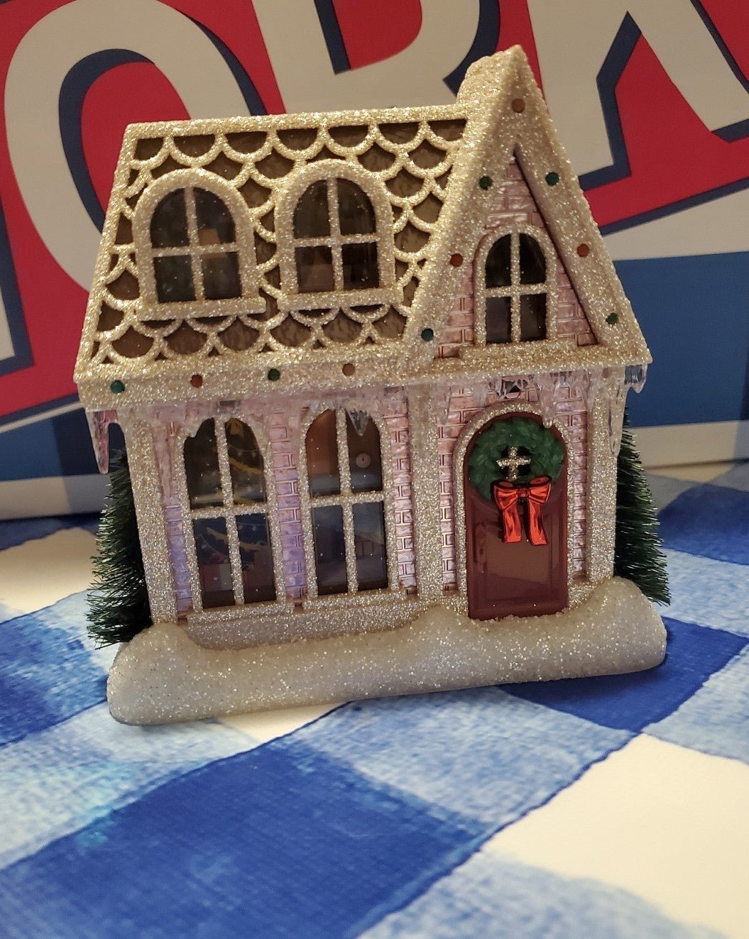 Christmas house wallflower lightup plug from bath & body works