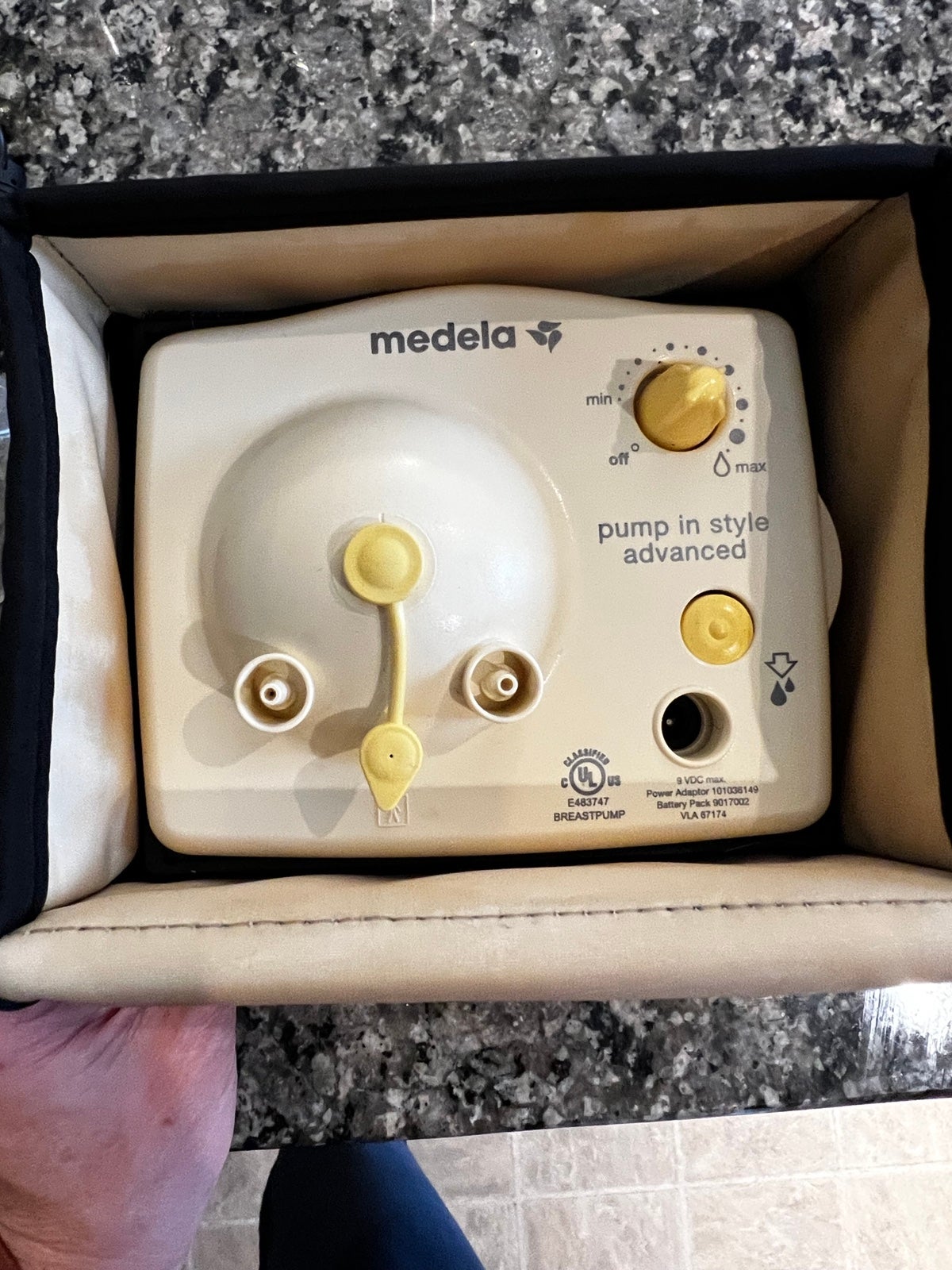 Medela Breastpump, Backpack and Accessories