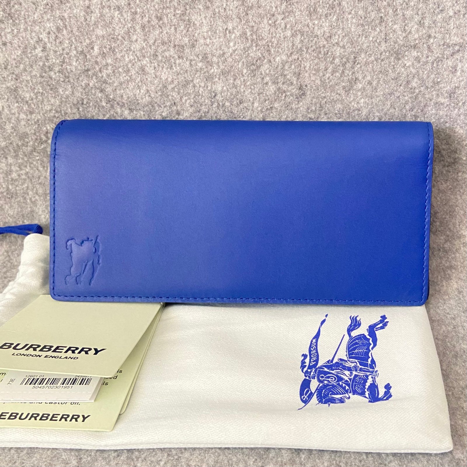NWT 695 BURBERRY Cobalt Blue Long Folding Leather Wallet