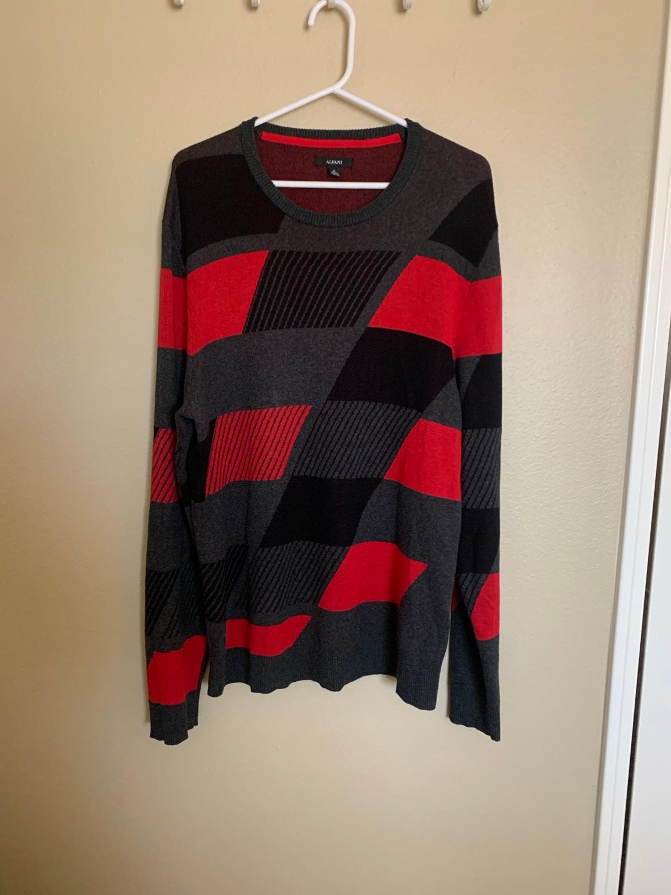 Men Alfani Argyle Crewneck Sweater Gray Black Red Cotton. Used Good Condition.