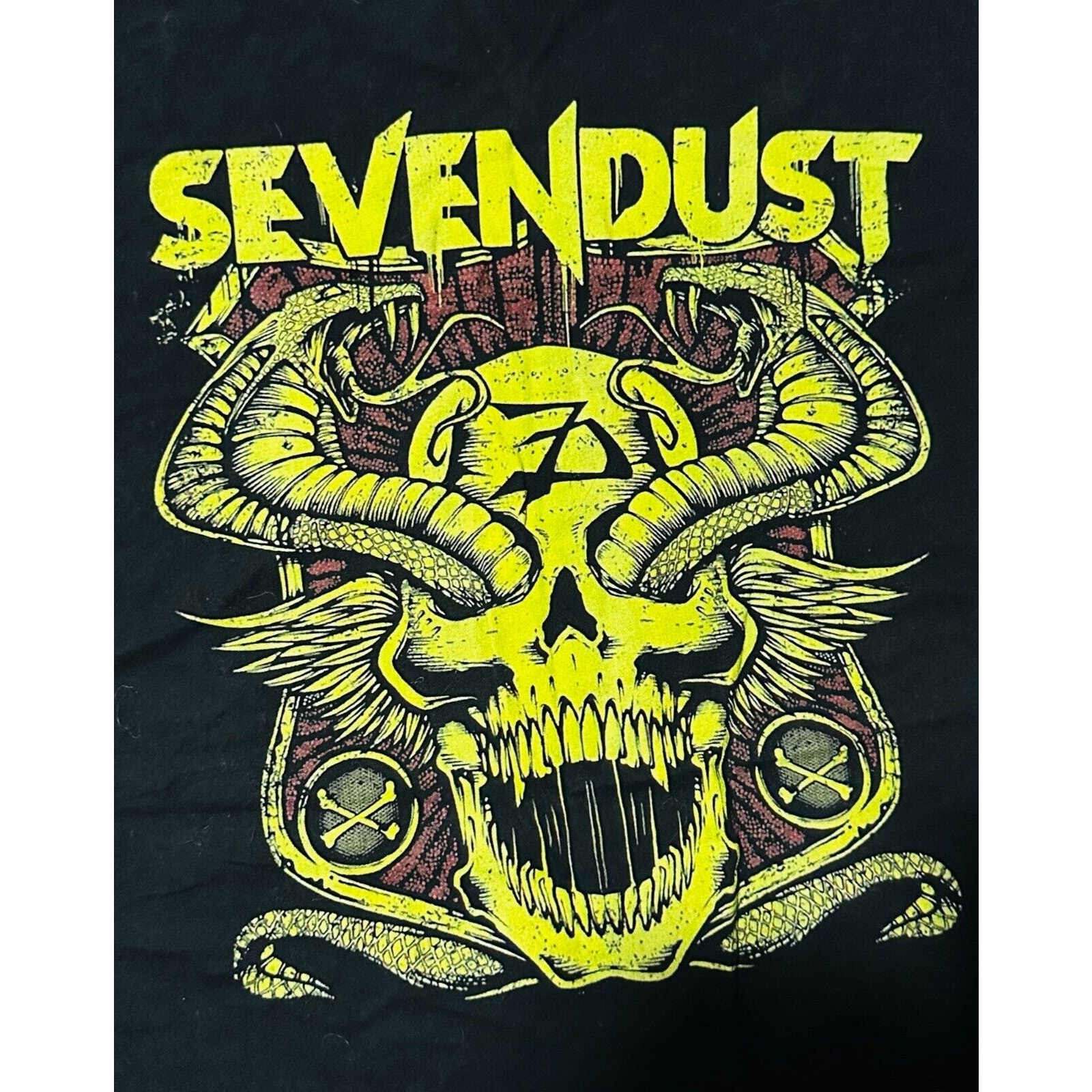Vintage Sevendust Men's Size 4XL Band T Shirt Metal Skulls Short Sleeve Black