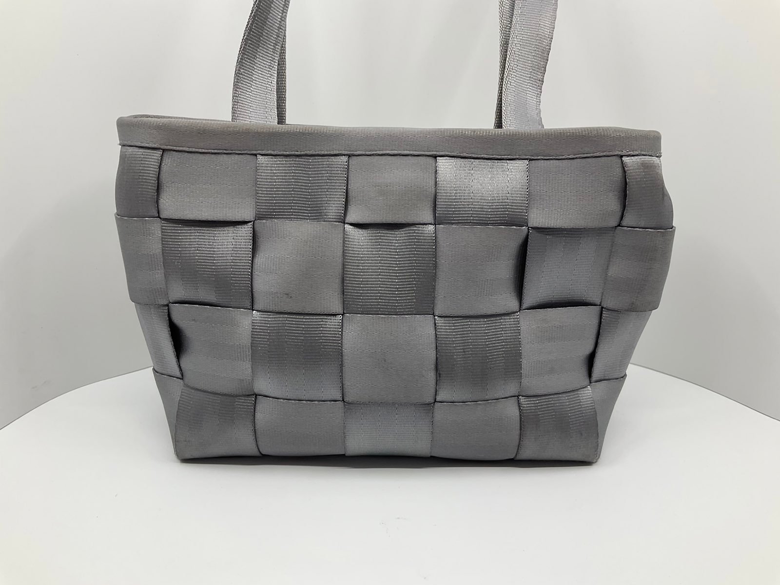 Harvey Seat Belt Purse