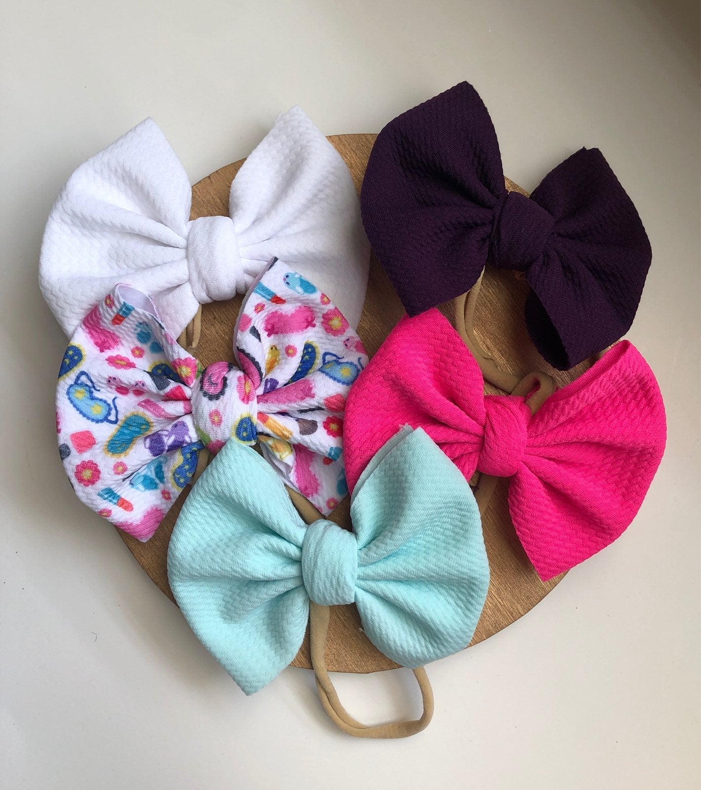 Bows on nylon