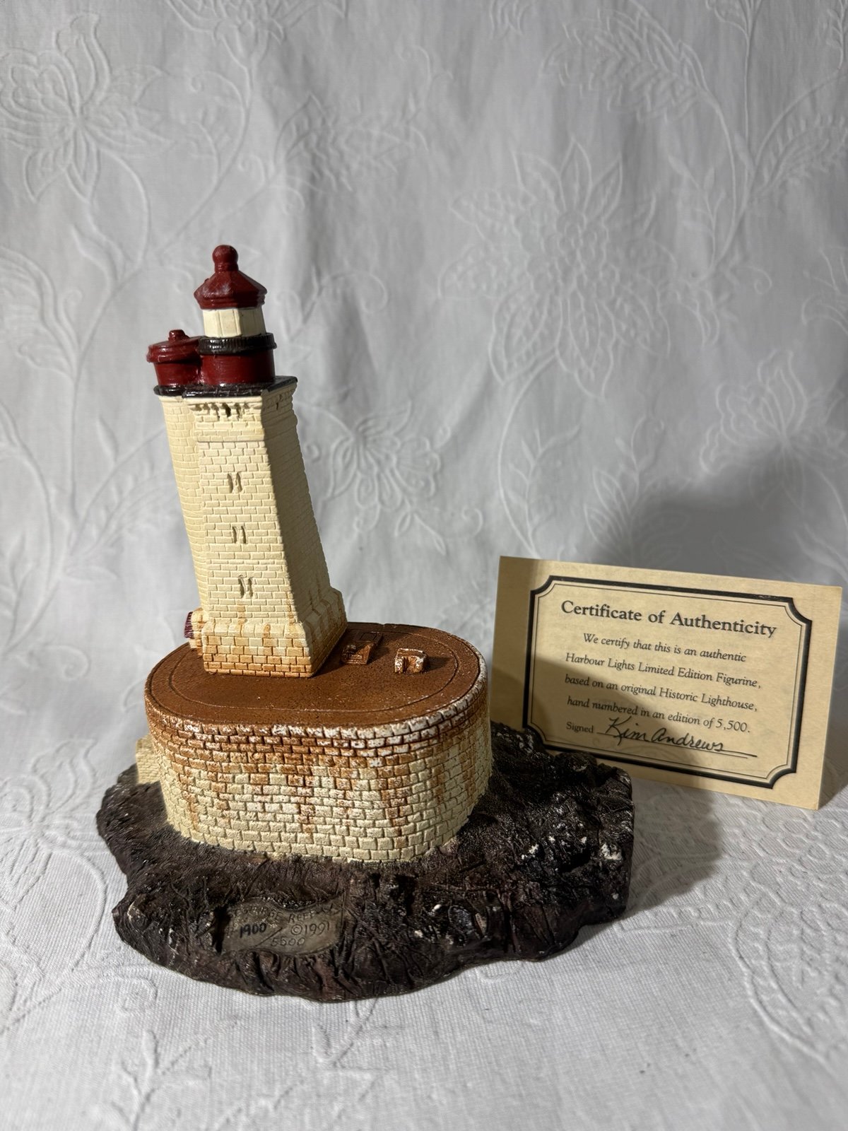 Harbour Lights St. George's Reef Lighthouse #115 Numbered