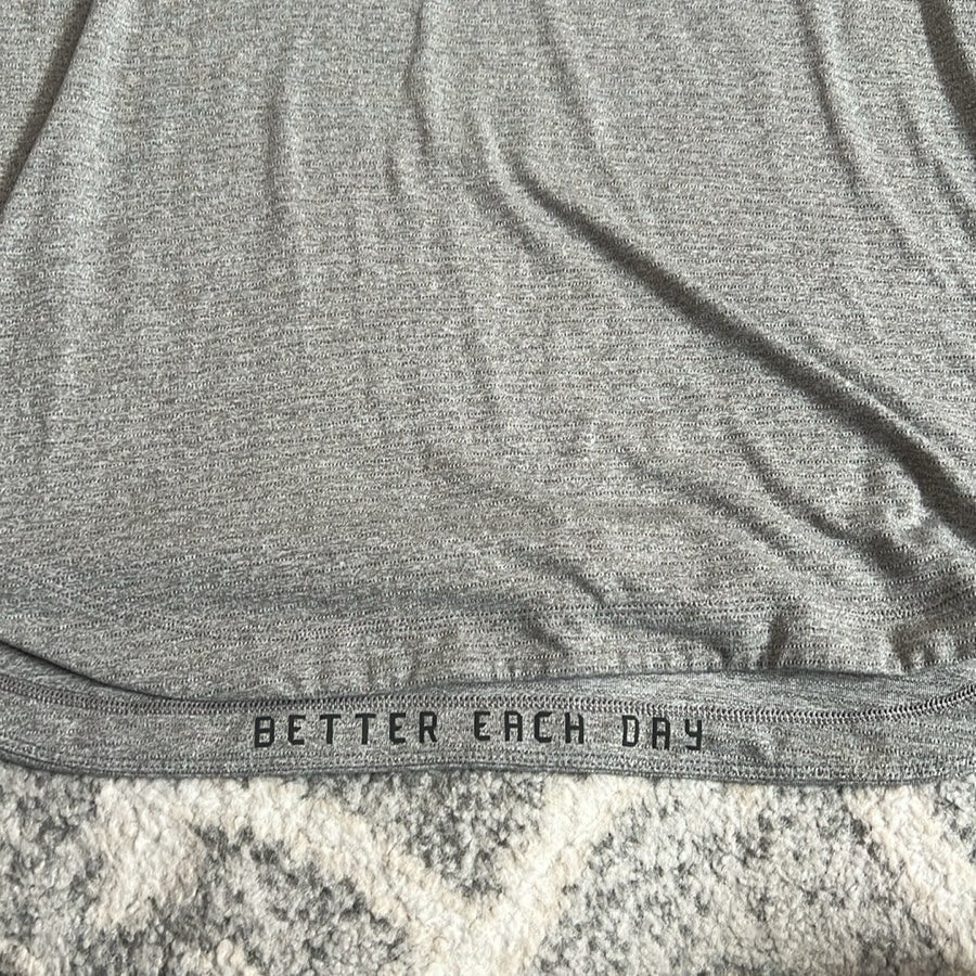 Lululemon Men’s Drydense 1/2 Zip Pullover