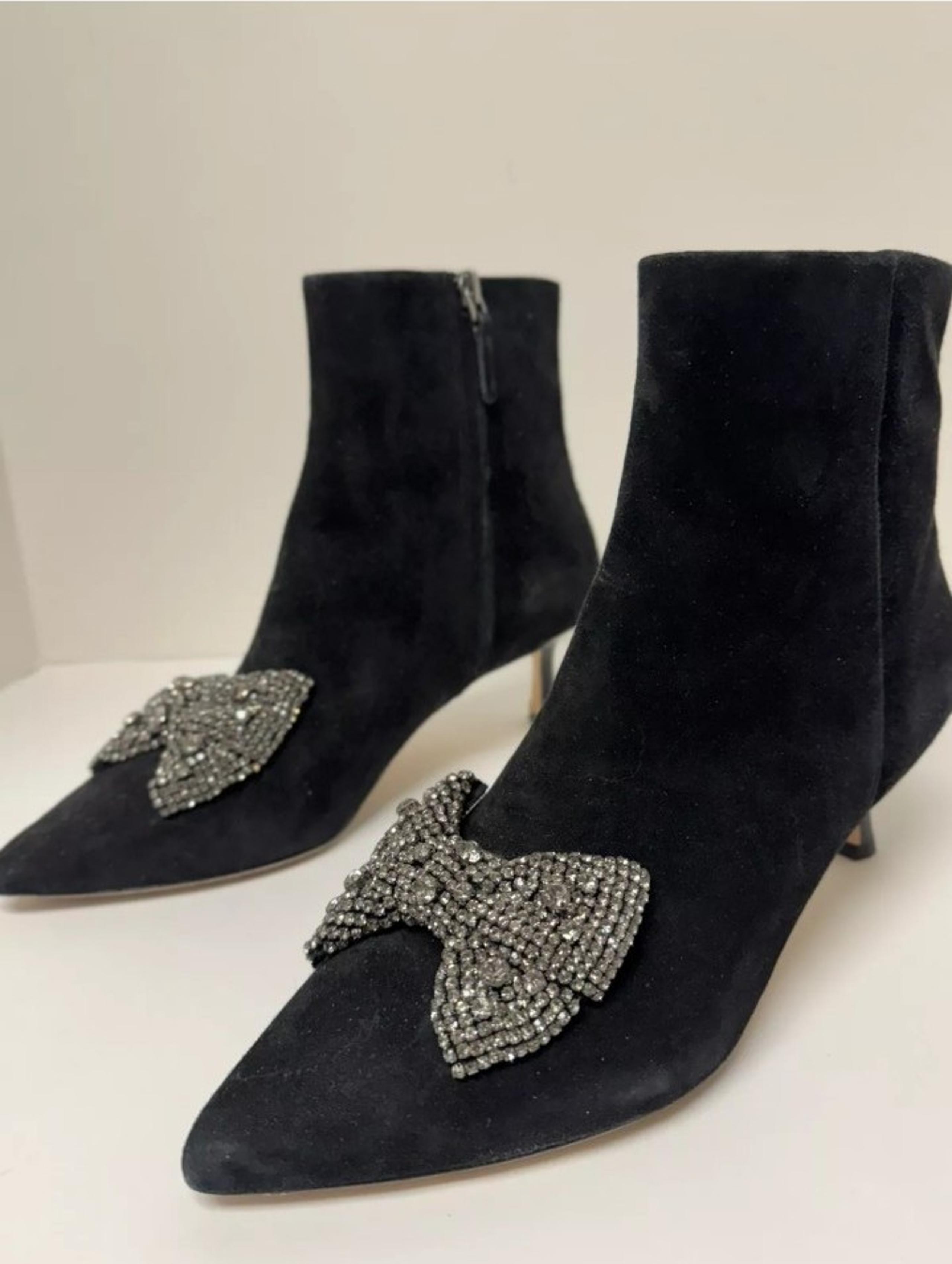 Tory Burch Esme Crystal Embellished Suede Kitten  Boots in black suedel Sz 5.5