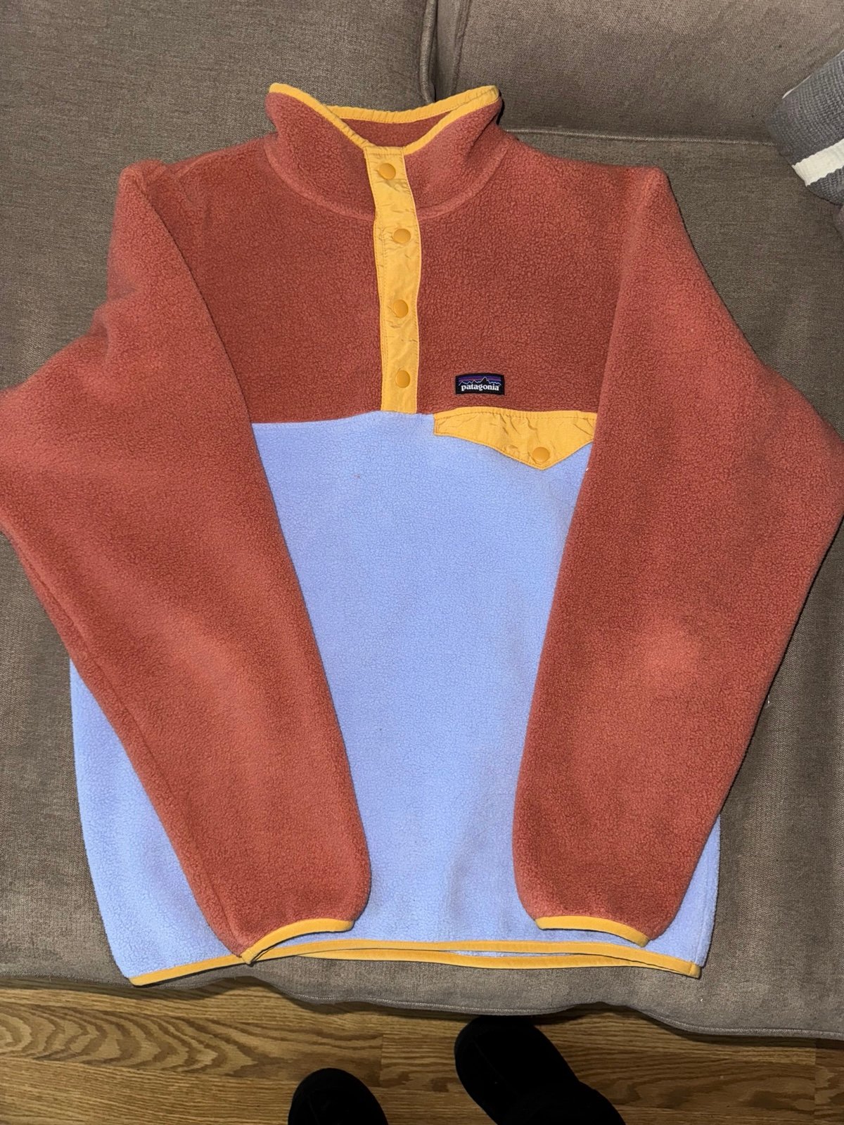 Tricolor sweater