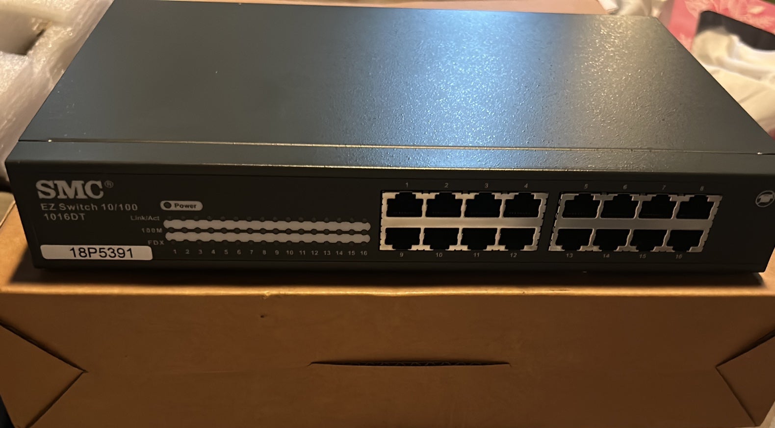 16-Port Fast Ethernet Switch 16 auto-MDI/X ports – connect to PCs or other swi