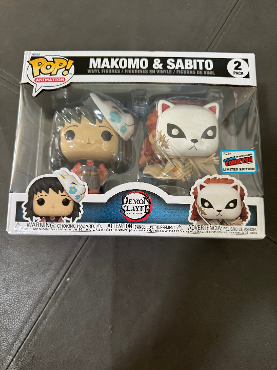 Funko Pop Makomo and Sabito Con Sticker