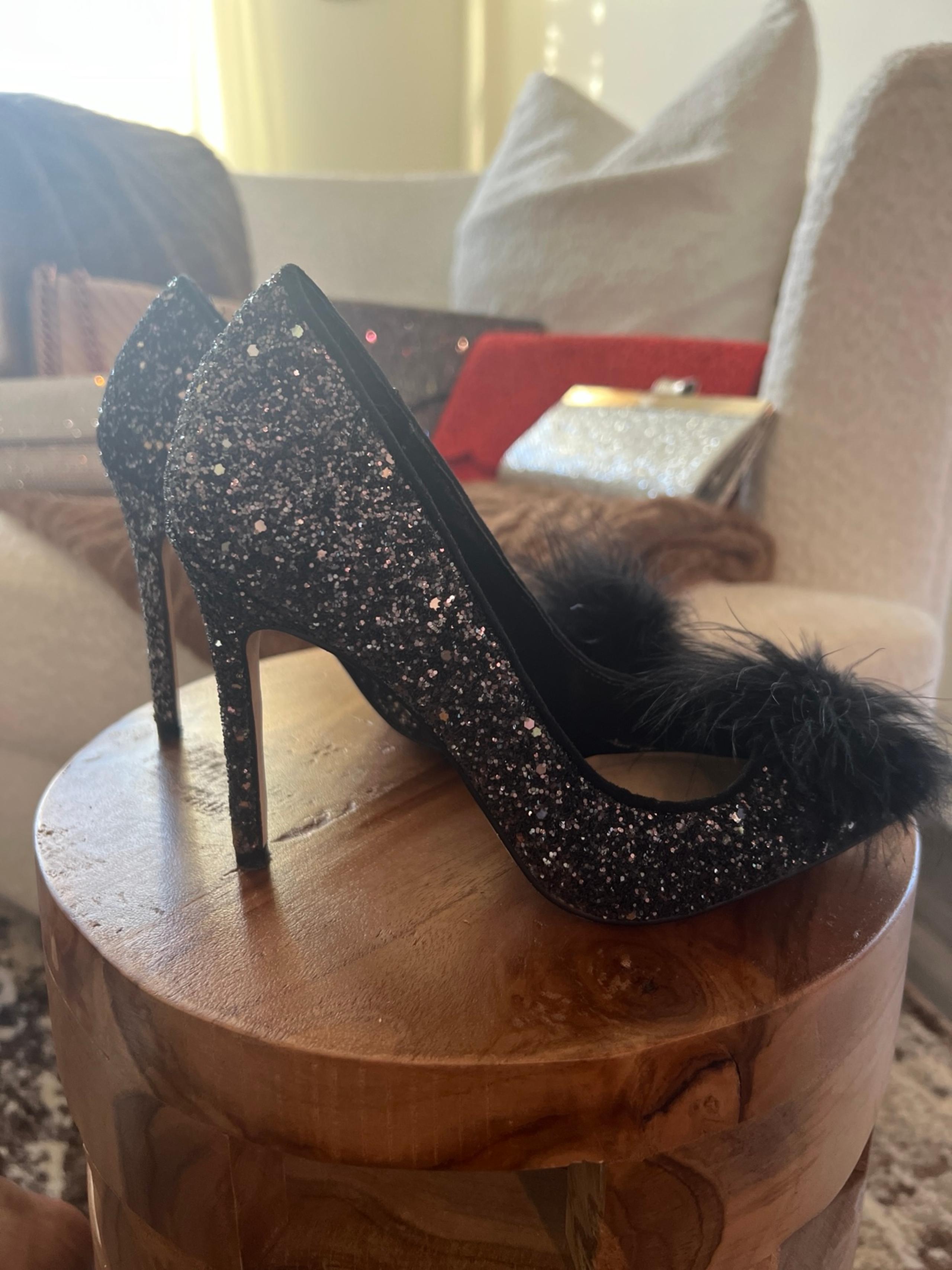 Mix No. 6 Black glitter puff pump - size 6.5