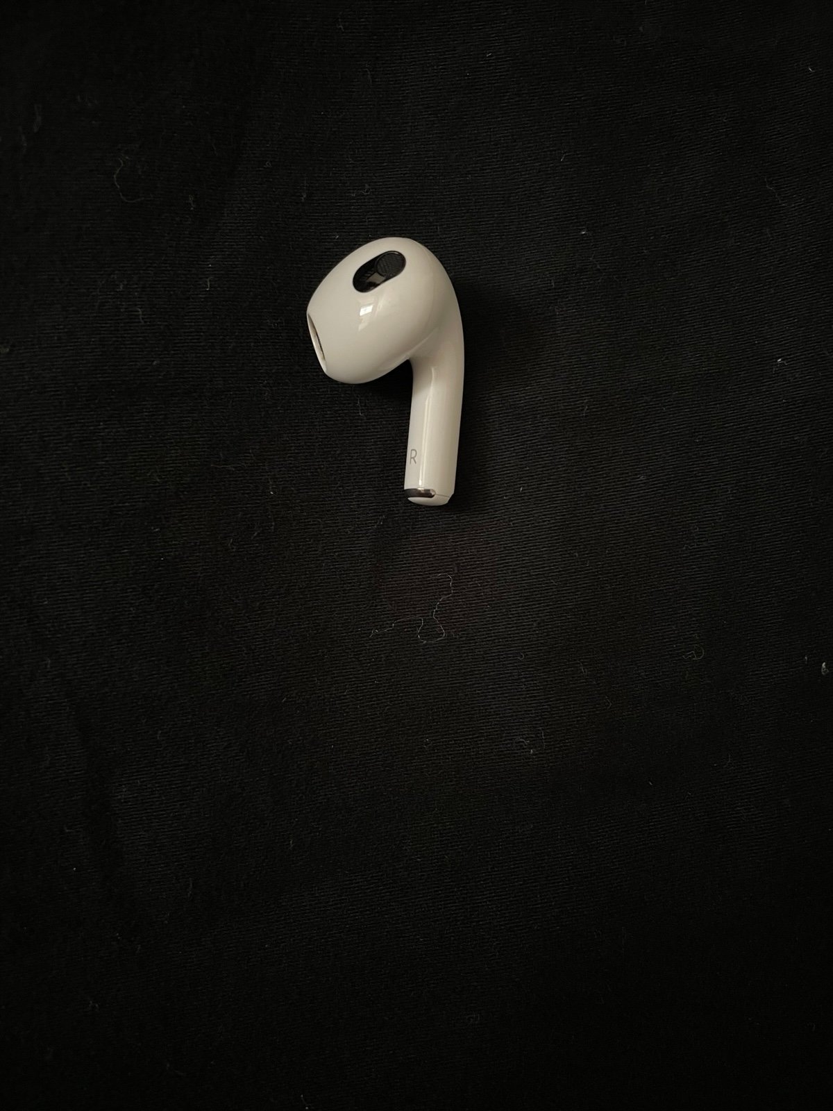 AirPod 3rd Generation Right only! Right AirPods (3rd generation).