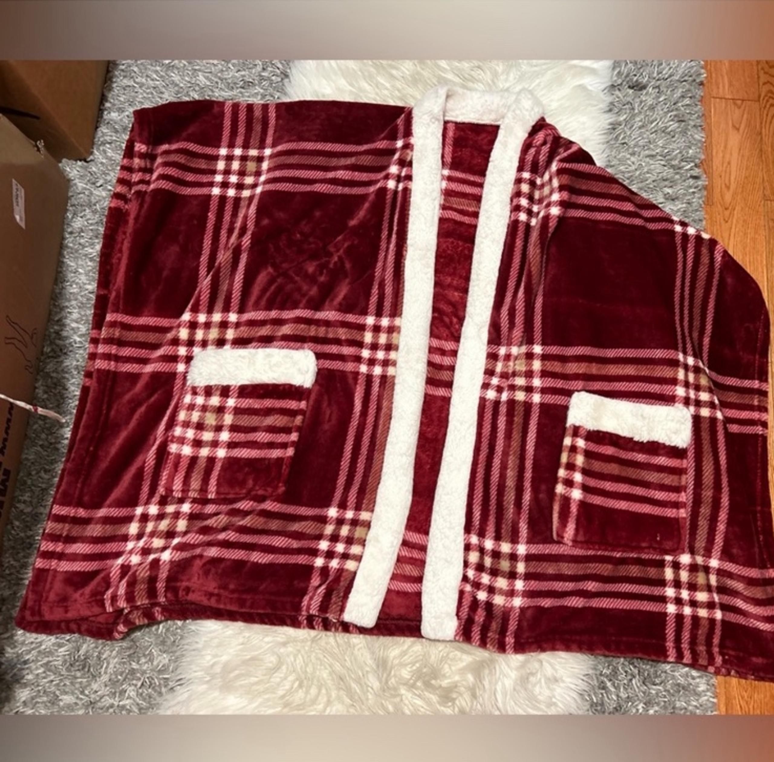 Plaid Red & White Sherpa-Lined Blanket