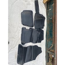 2018-2023 Subaru Crosstrek/2017-2023 Subaru Impreza Floor Mats