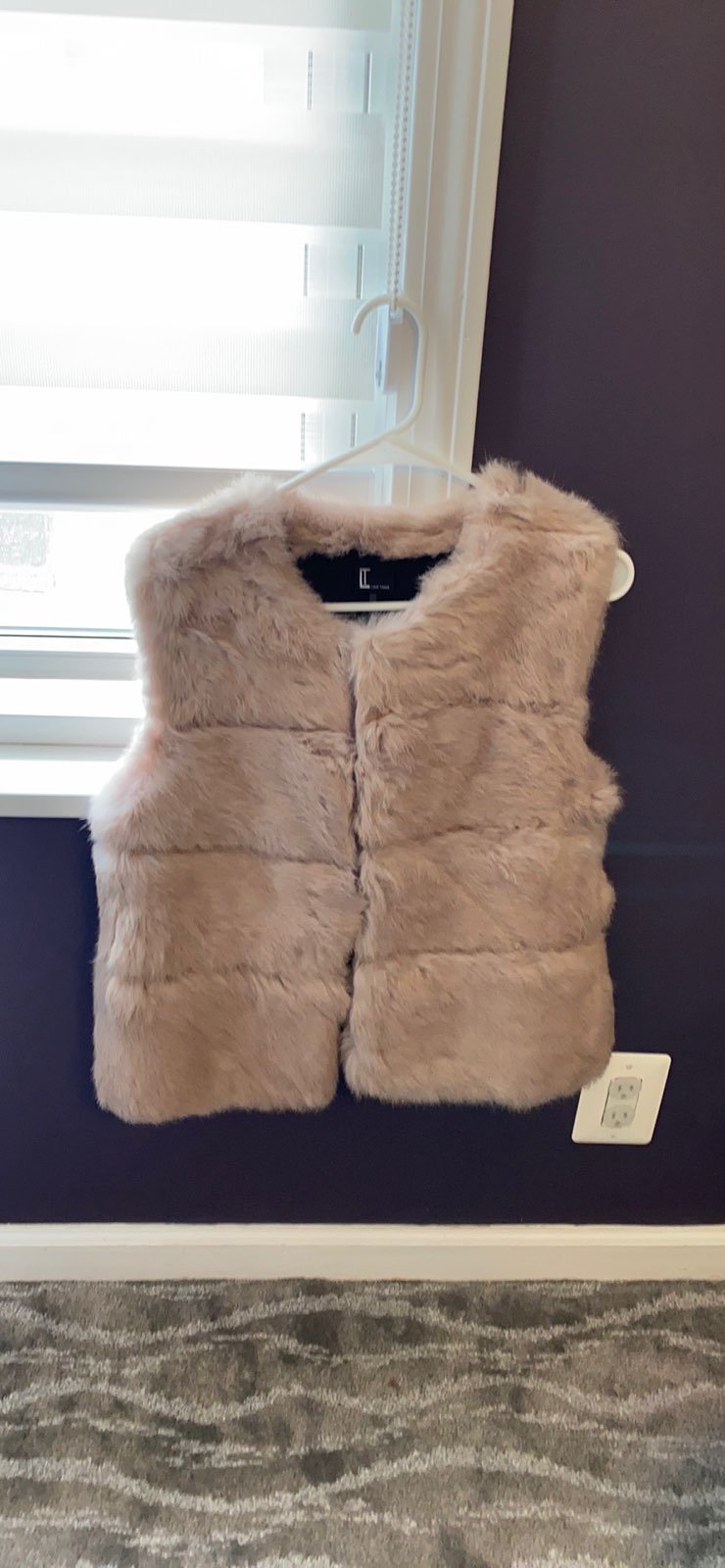 Fur vest