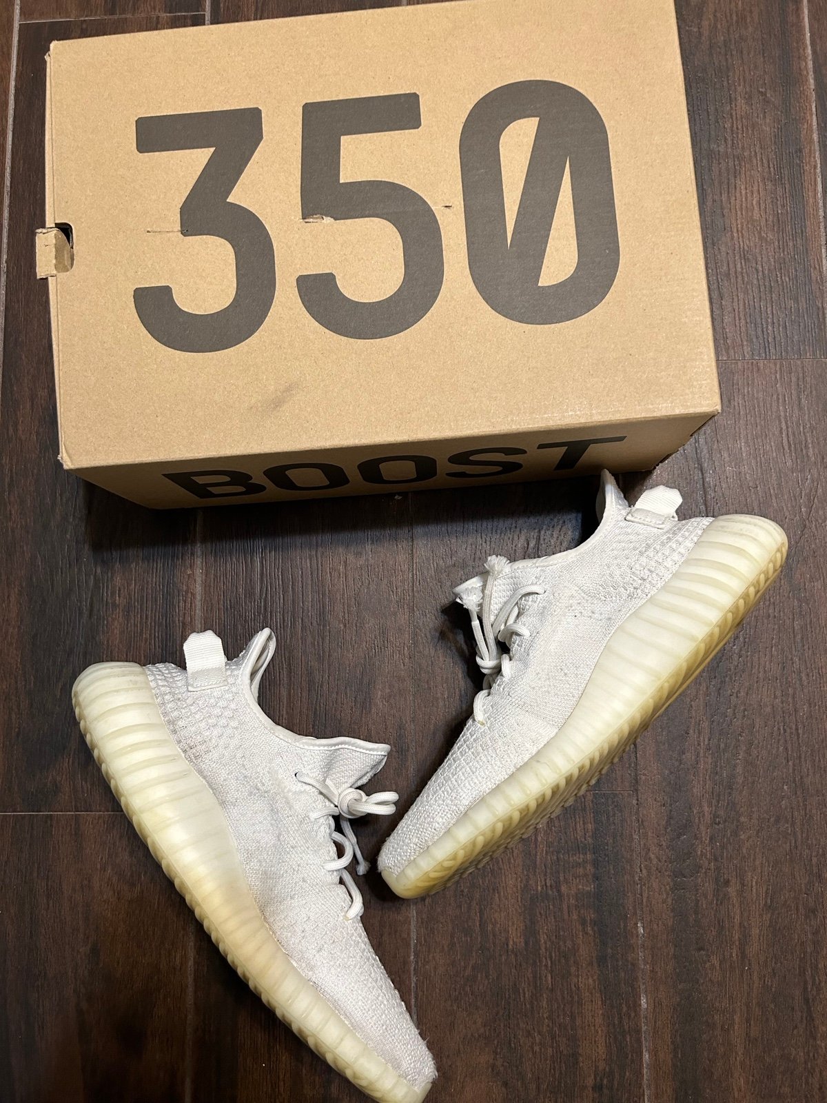 Yeezy 350 v2 bone