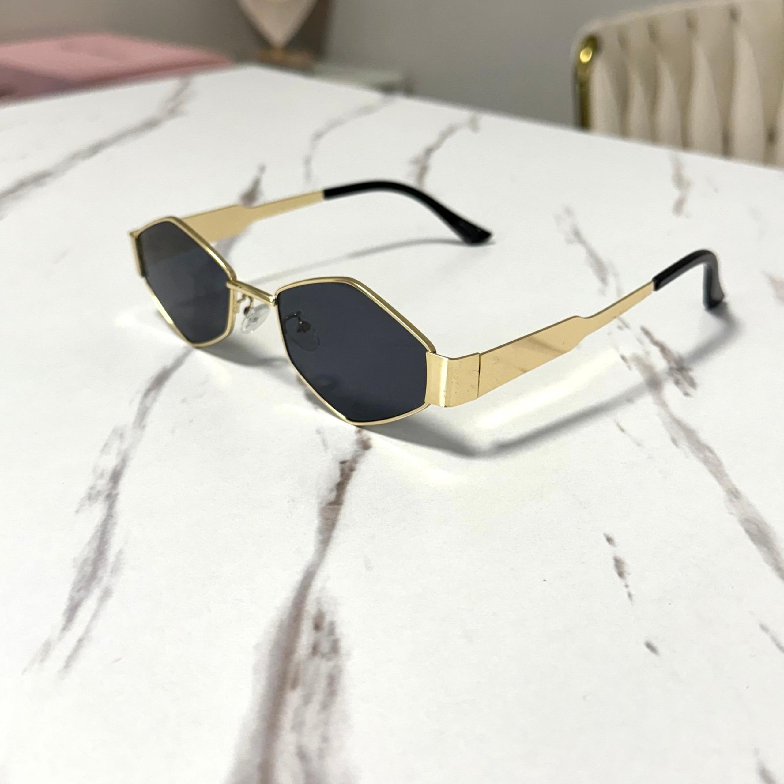 Stylish Gold and Black Vintage Sunglasses Gift