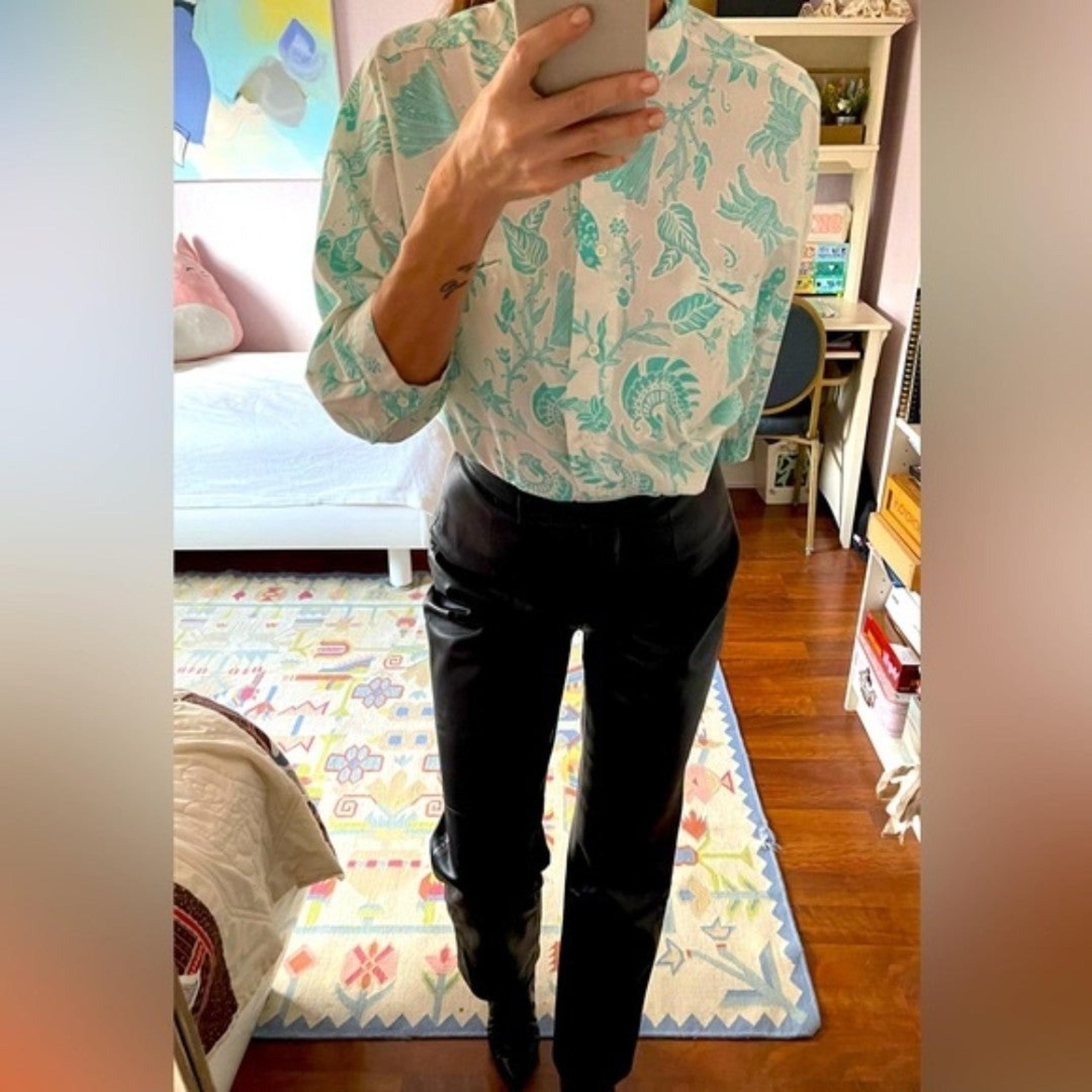 Diane Von Furstenberg  shirt  size S