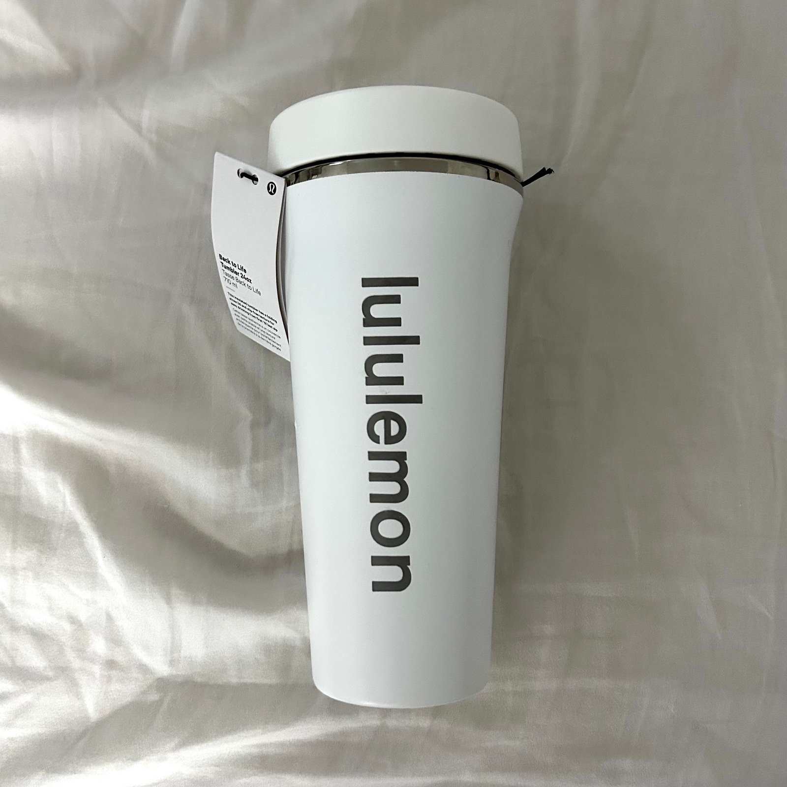 Lululemon Back to Life Tumbler 24oz/710ml Straw Lid - White NWT