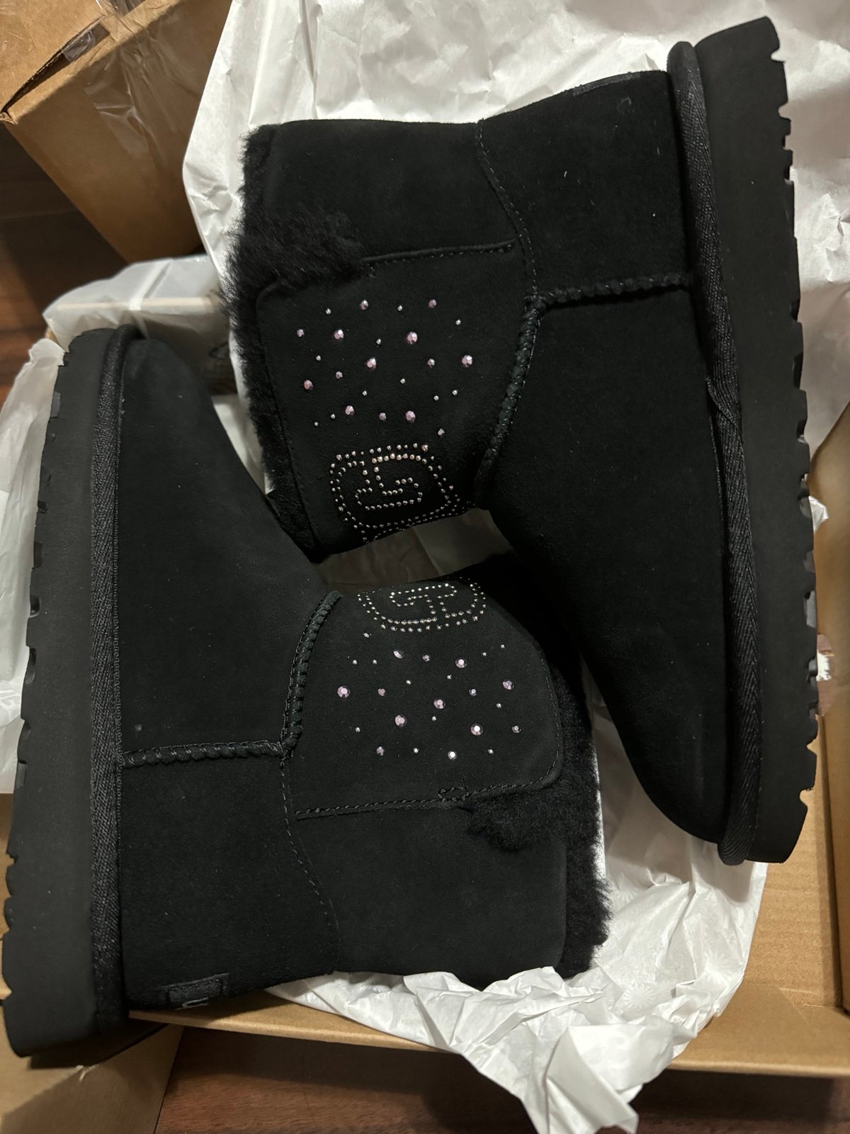 Classic black fur mini women UGG ankle boots size 5 NIB