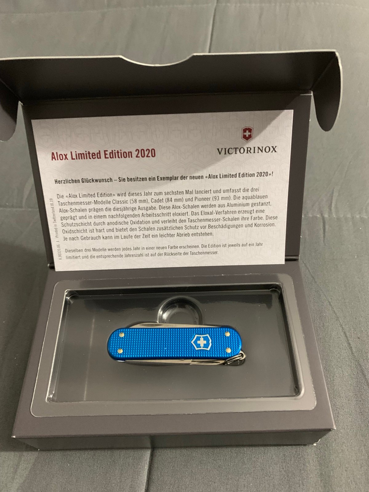 Victorinox Classic 2020 Limited Edition 58mm Aqua Bl Alox Swiss Army Knife! NEW!