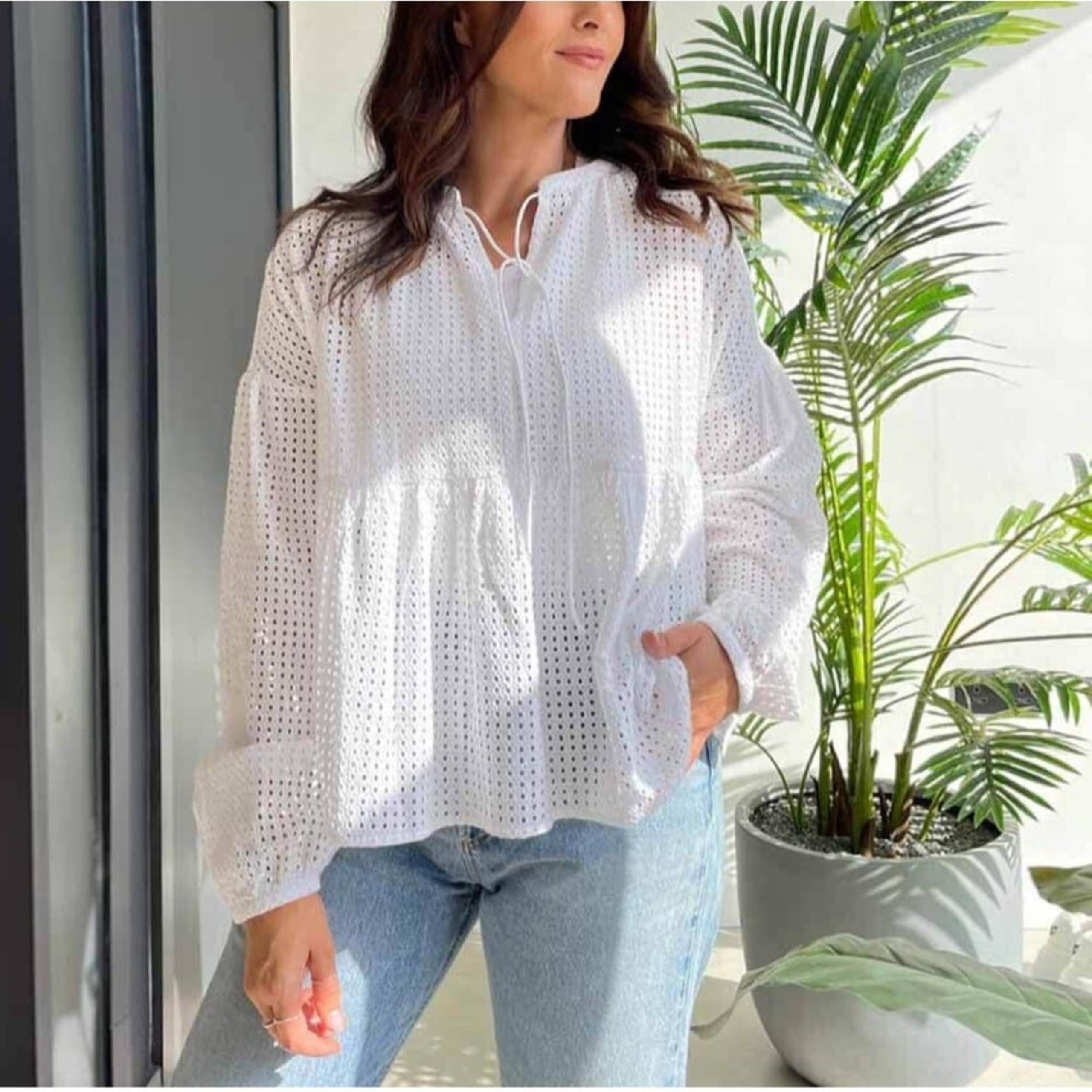 SAMSOE SAMSOE Royasine broderie anglaise organic cotton blouse