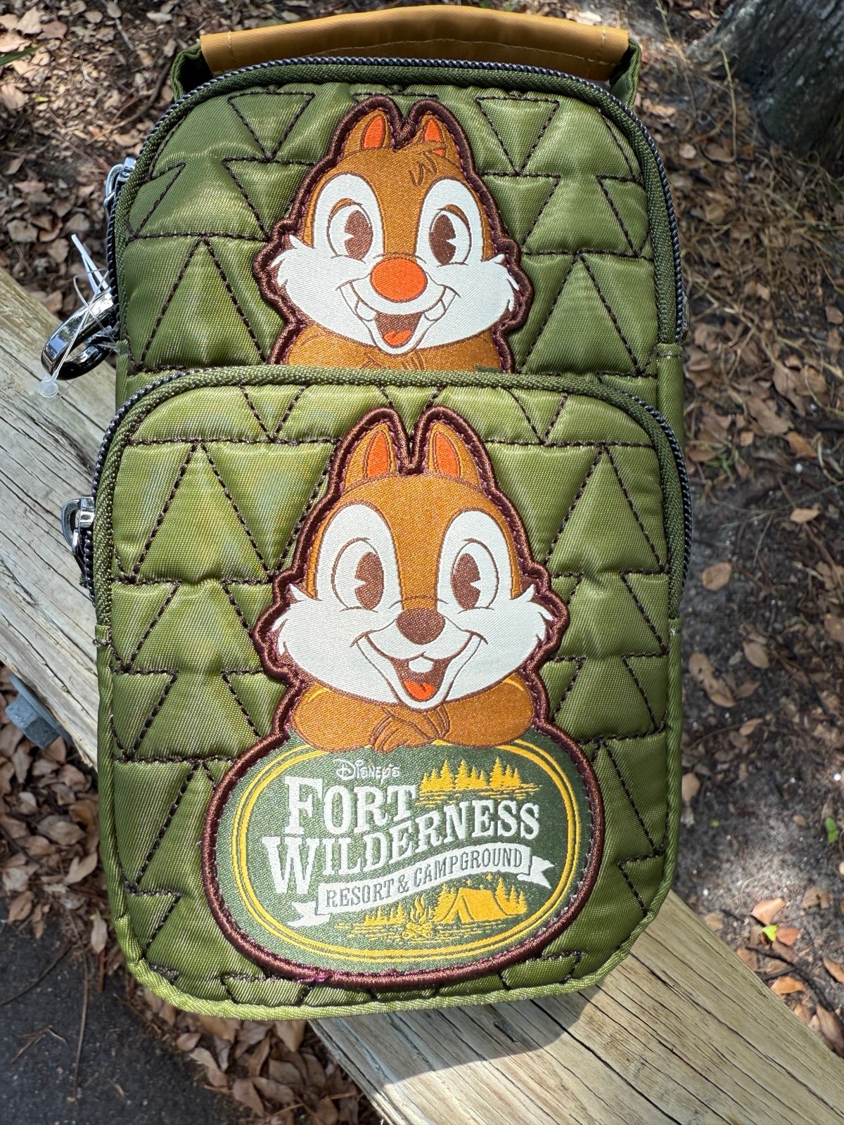 2025 Fort Wilderness Lug Skeeter Crossbody Chip and Dale