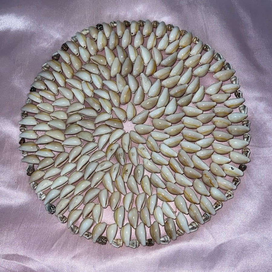 Vintage Handmade Cowrie Seashell Trivet Coaster