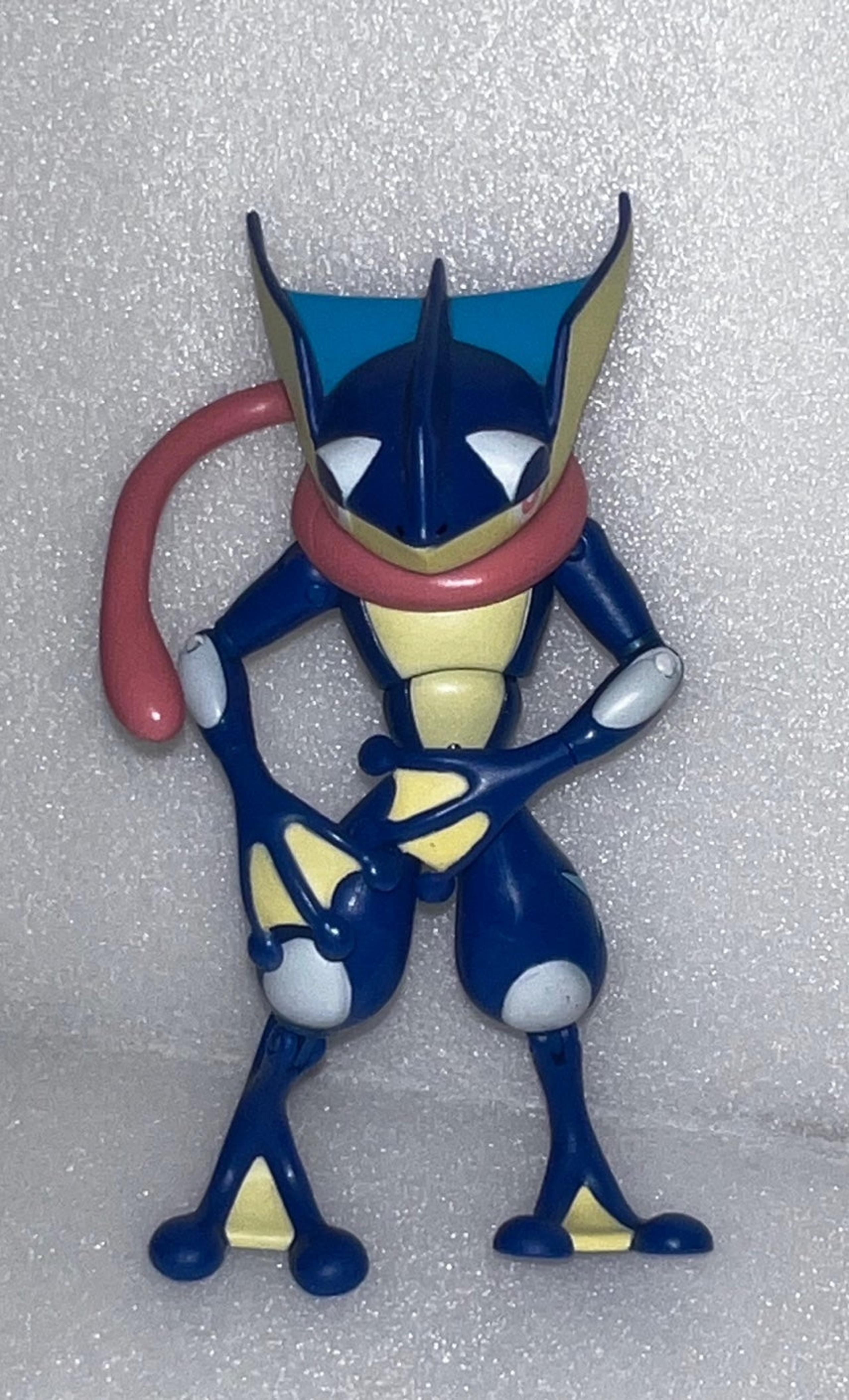 2016 Pokémon Tomy Greninja Action Figure  Rare Articulated 5" tall