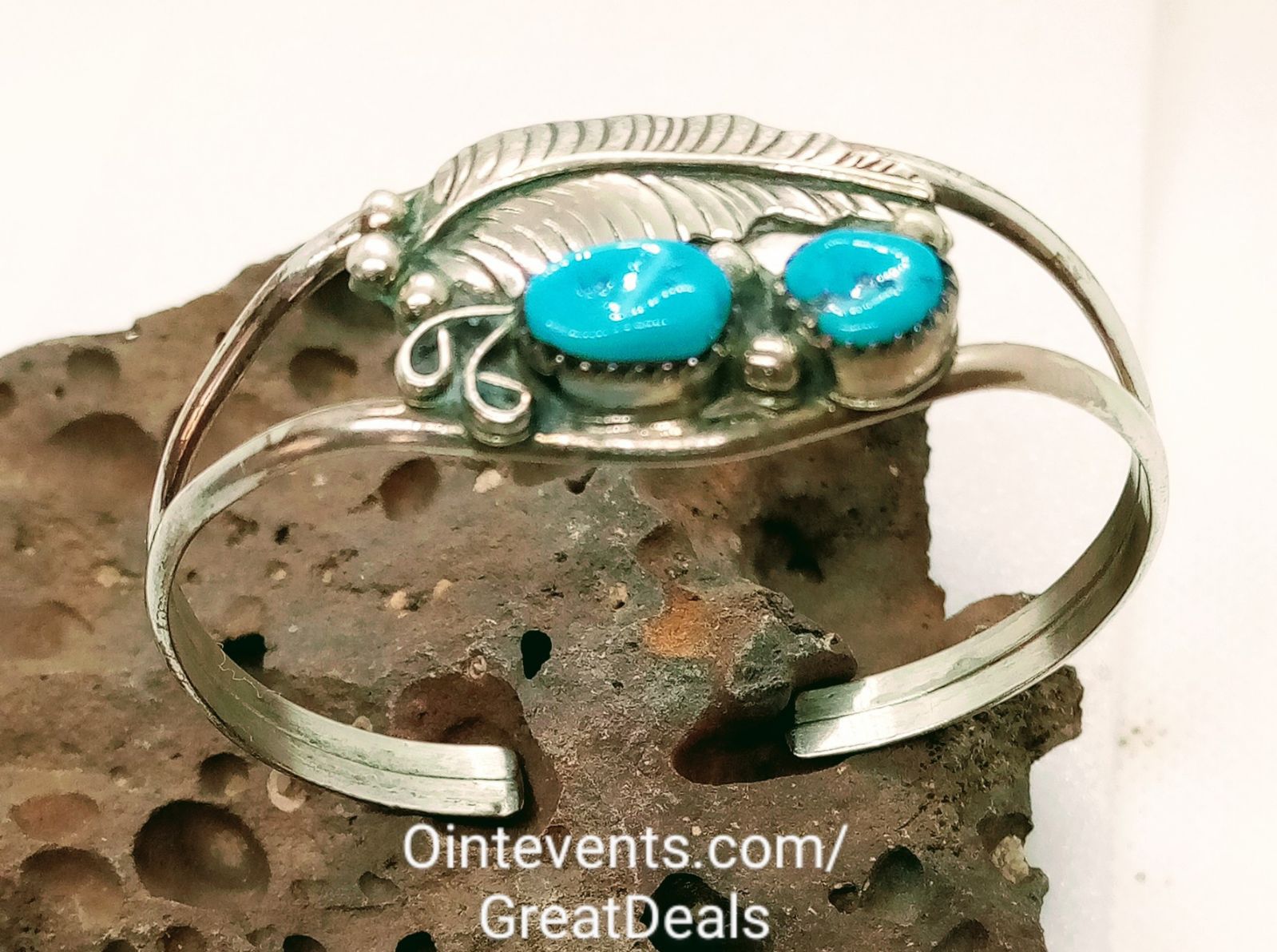Native American Navajo Sterling silver Bangle.