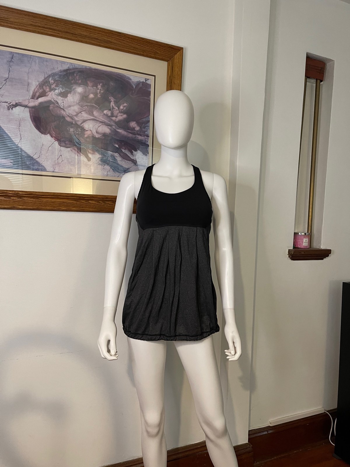 Lululemon Top 6
