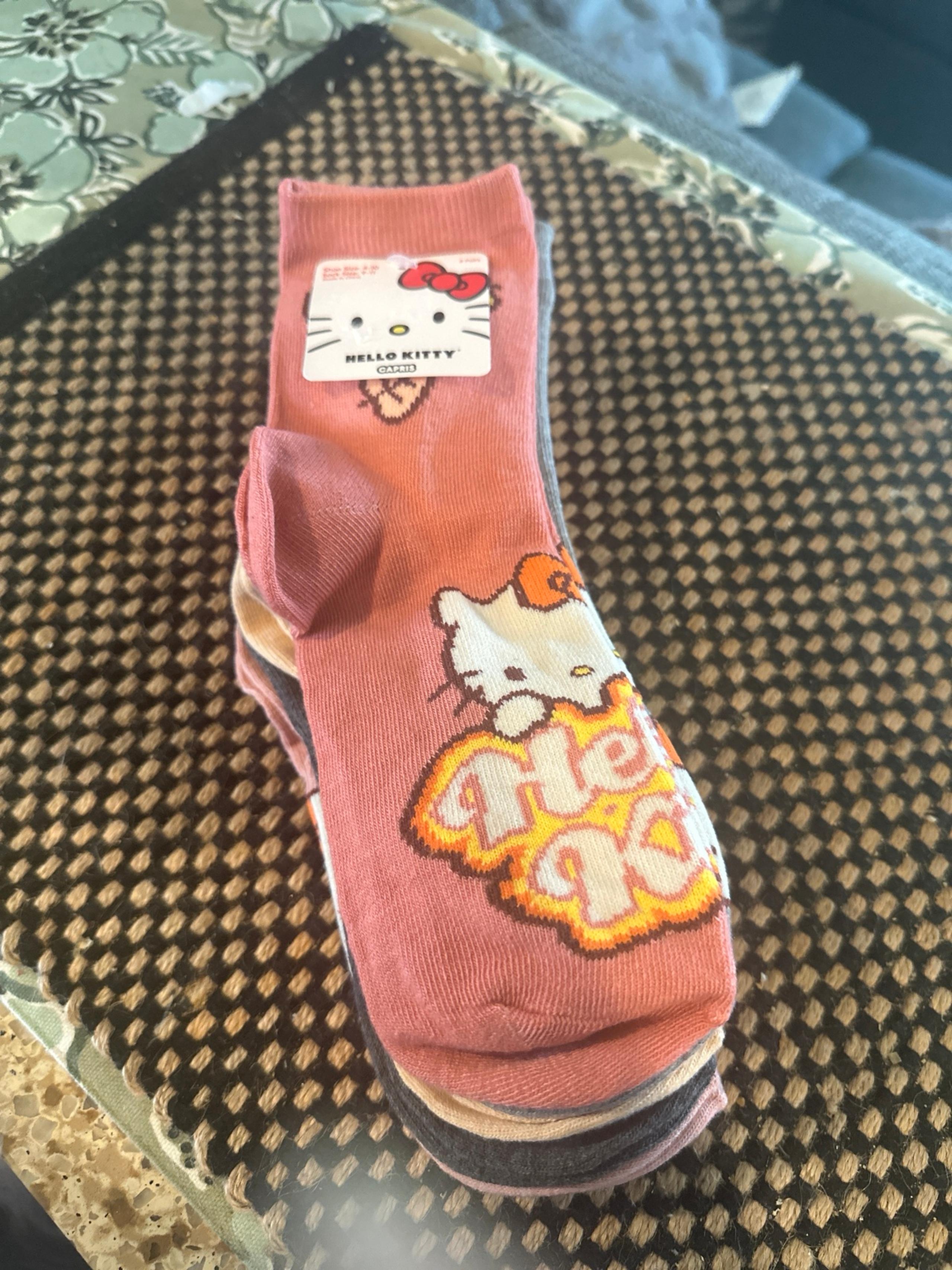 Hello kitty socks