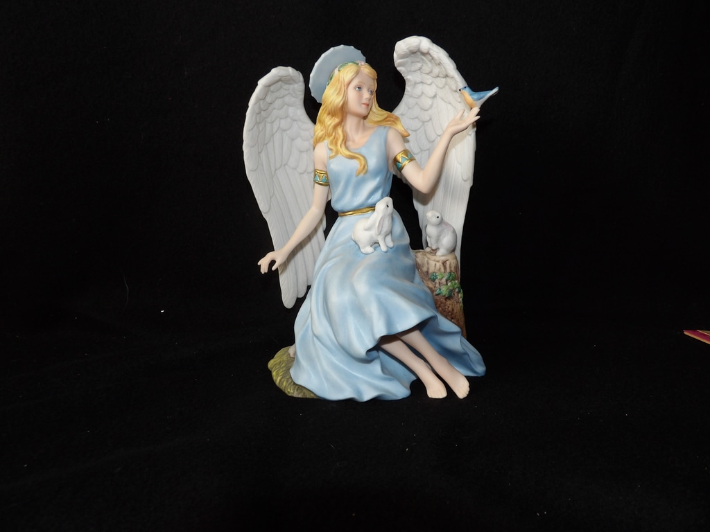 Home Interiors Angel of Kindness Figurine Blue