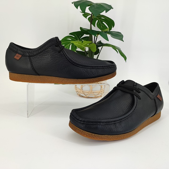 Clarks Men’s Shacre II Oxford-Schuh Black Leather Shoes Size 11